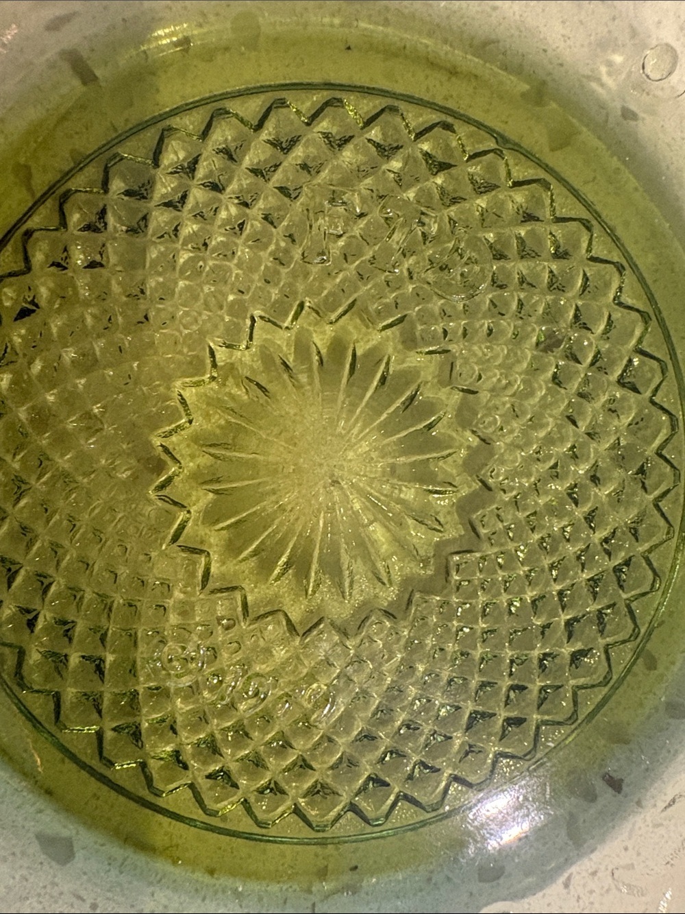 Green Glass Bowl - Vintage Style Textured Serving Bowl - Picture 5 of 5
